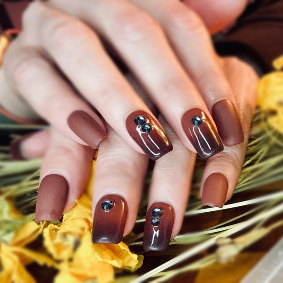 Luxury Gel Press On Nails - Picture 12 of 17